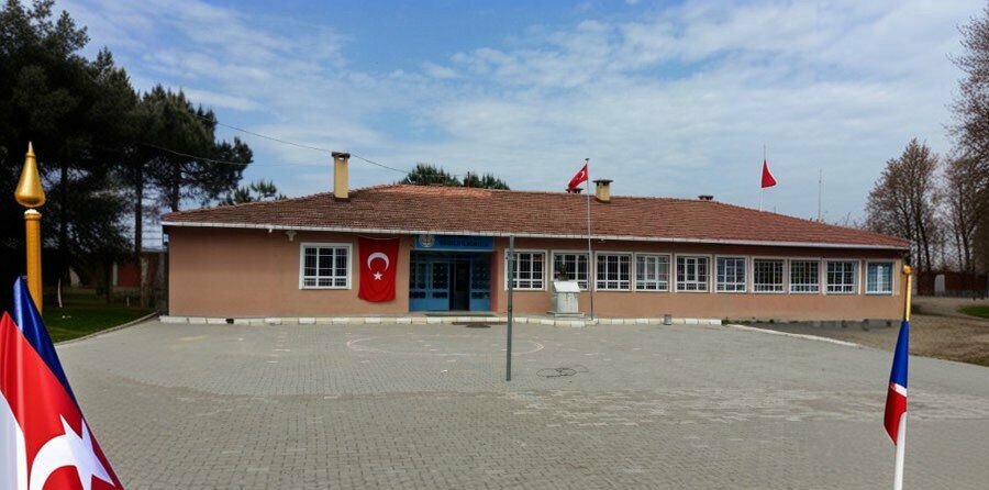 Primary school Oguzlu Primary School, Terme, photo