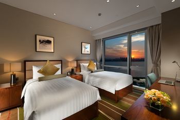 Фото Oakwood Hotel & Residence Suzhou