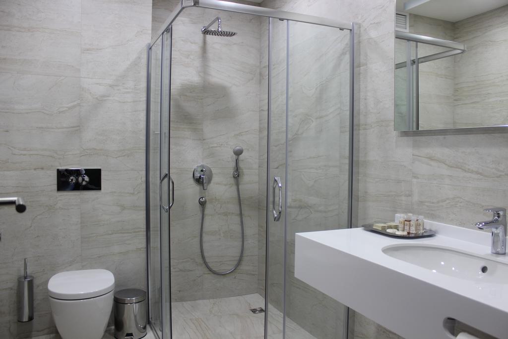 Фото Devon Hotel