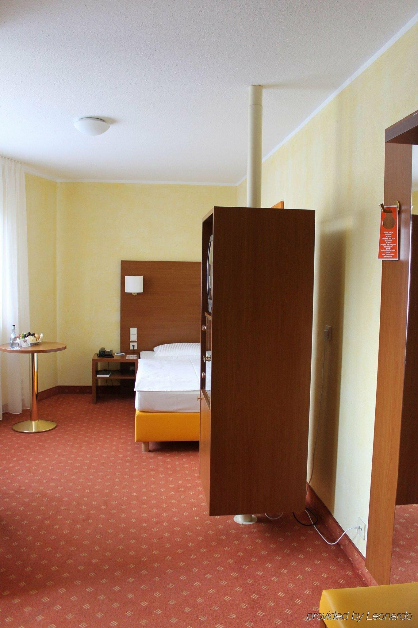 Фото Novum Hotel Rega Stuttgart City Center