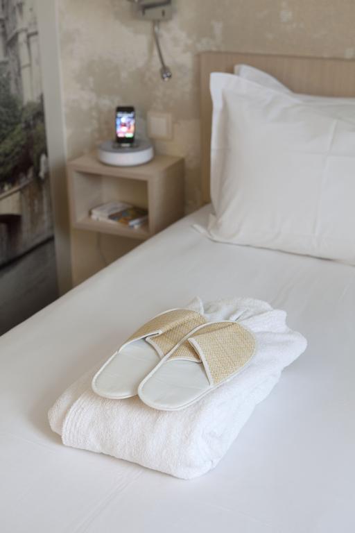 Фото Mercure Paris Notre Dame Saint Germain des Pres