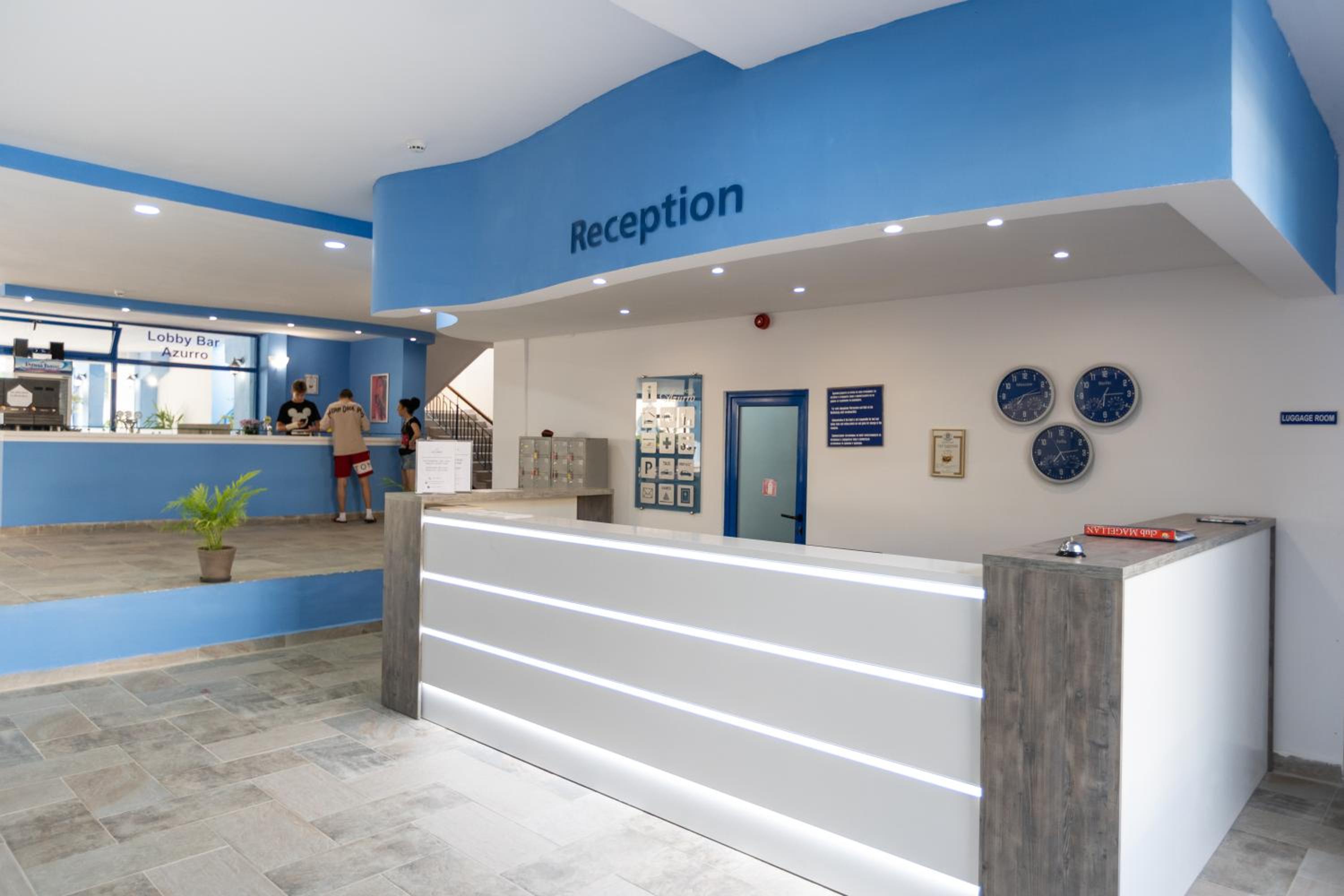 Фото Hotel Azuro