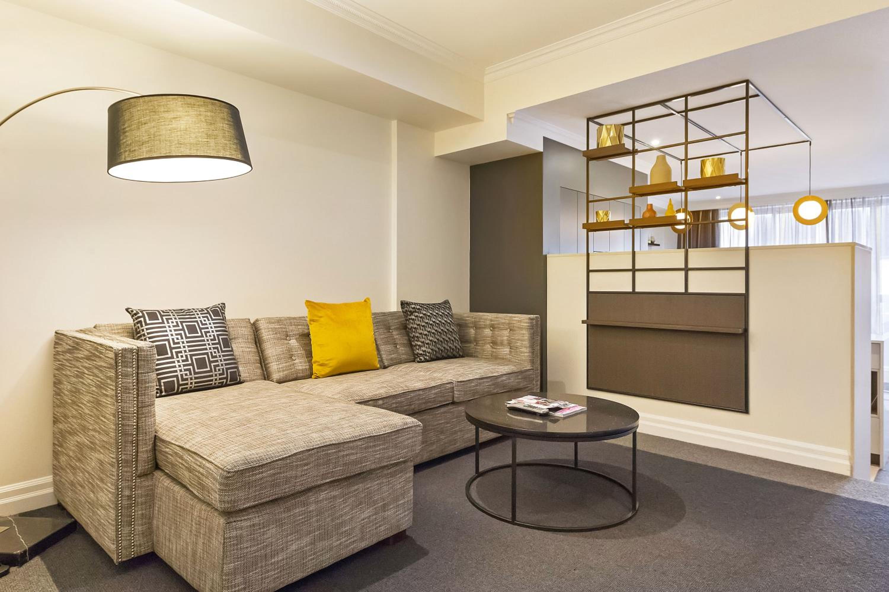 Фото Mantra 2 Bond Street Sydney