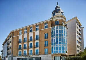 Гостиница Hotel Silken Rio Santander