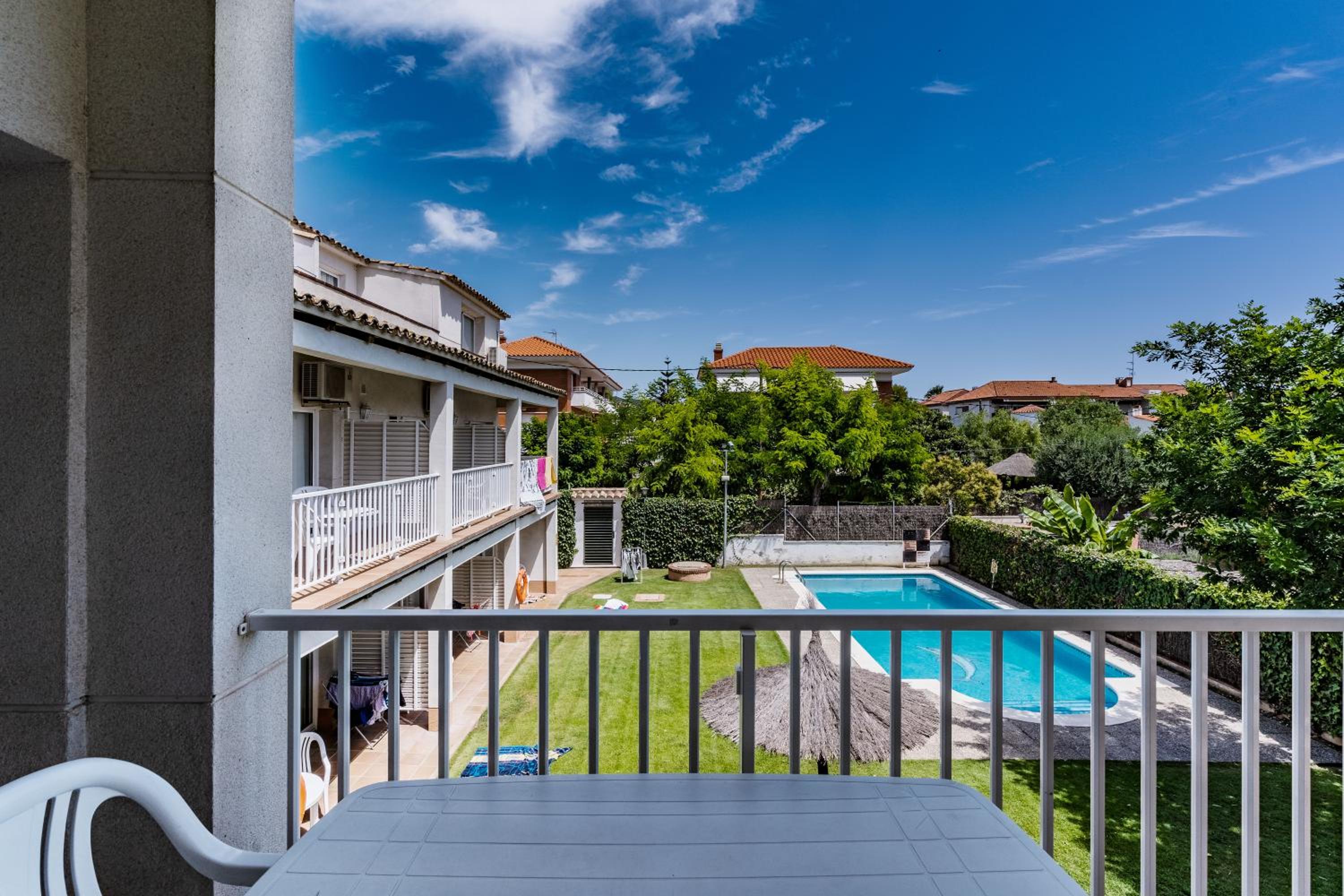 Фото Apartamentos Sunway Tara