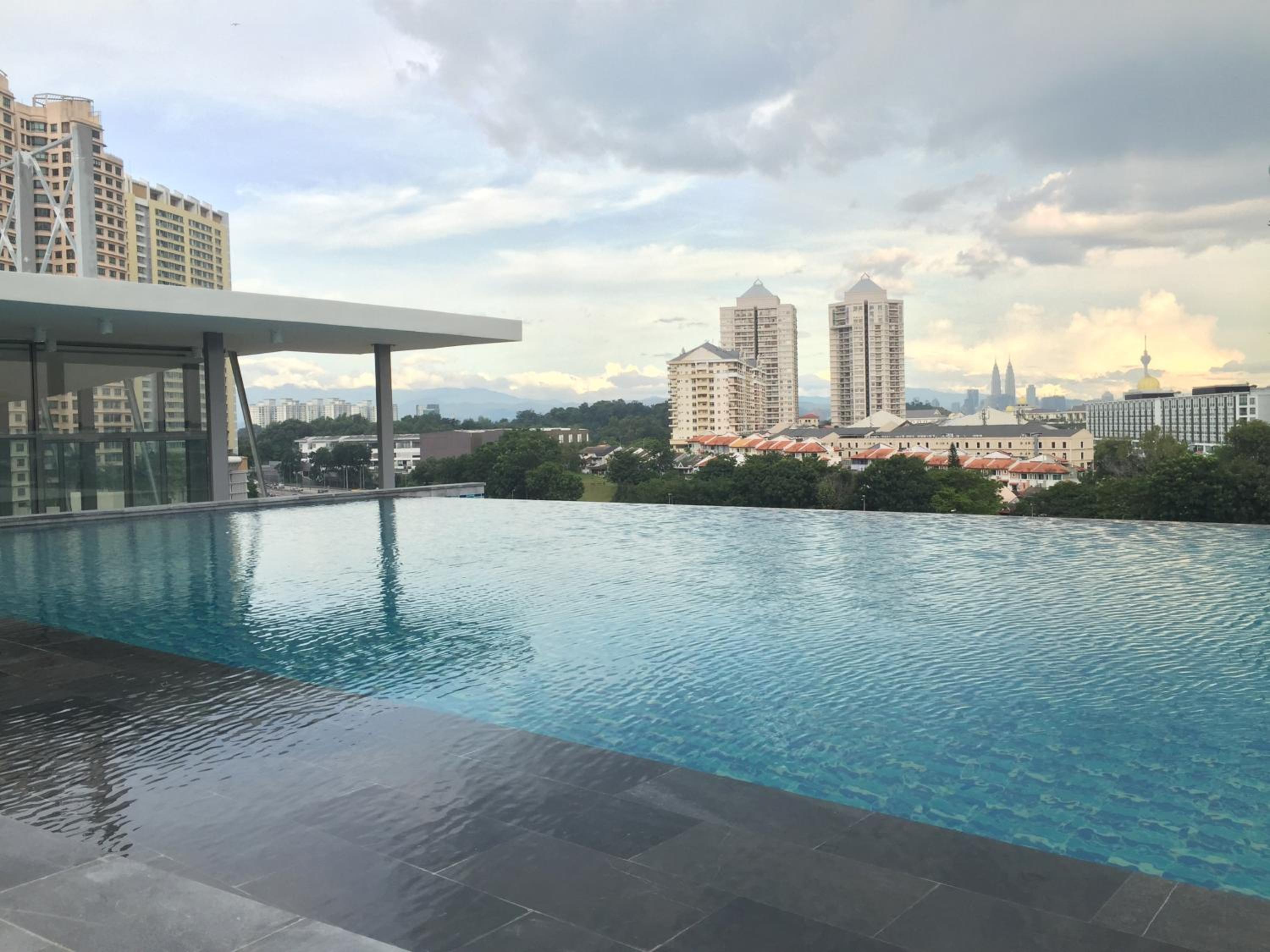 Фото The Signature Hotel & Serviced Suites Kuala Lumpur