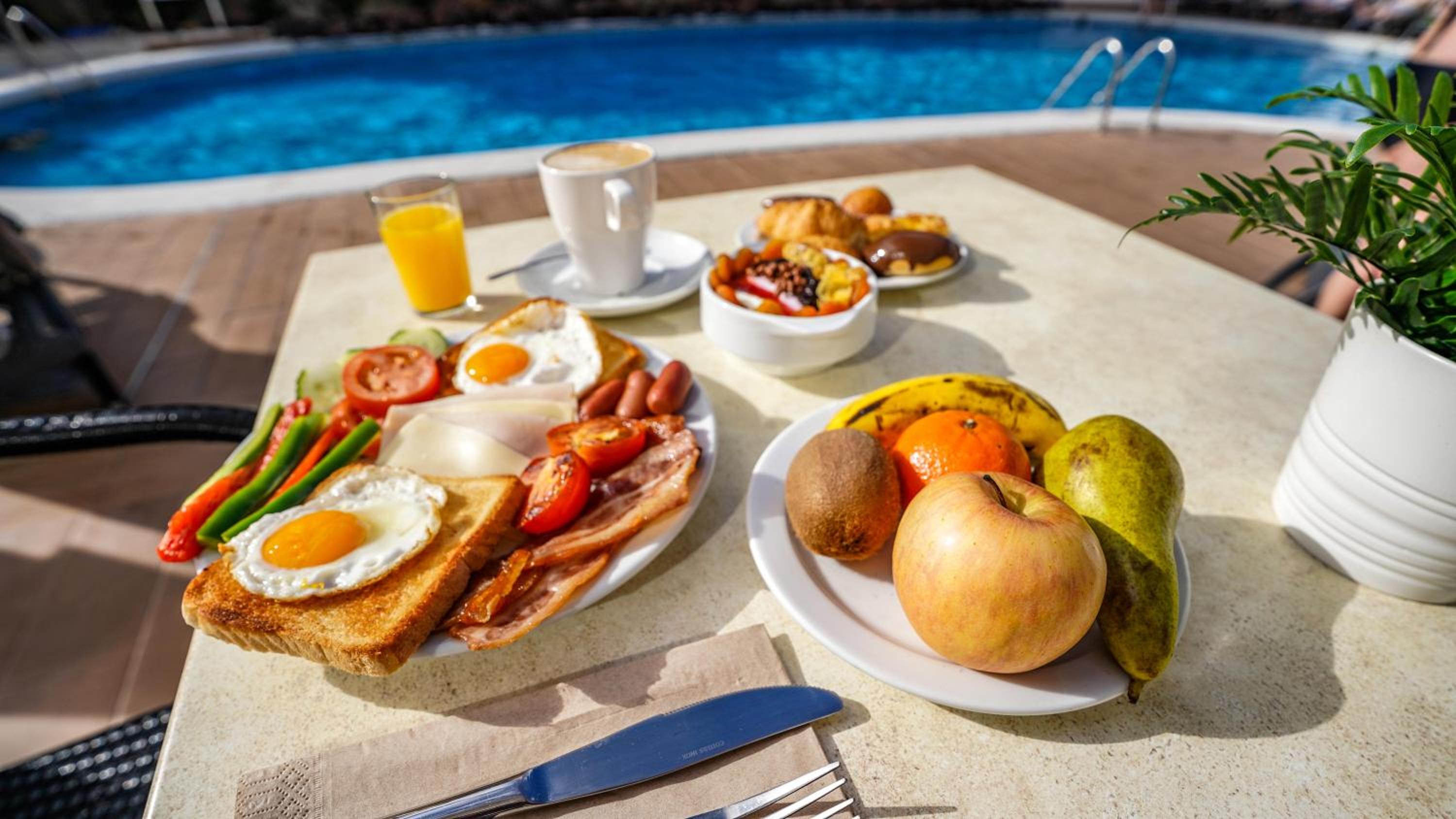 Фото Coral California