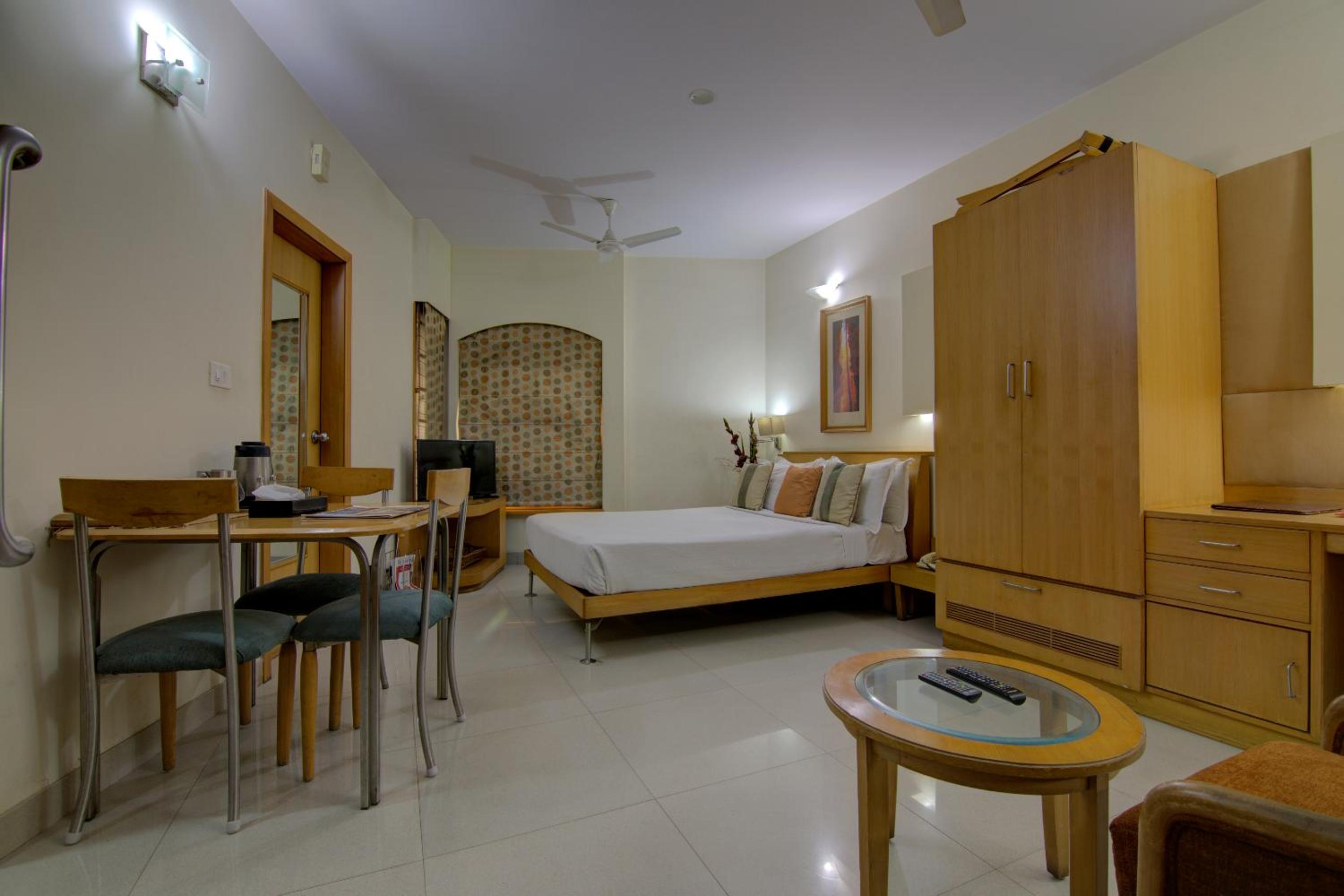 Фото Tristar Service Apartments