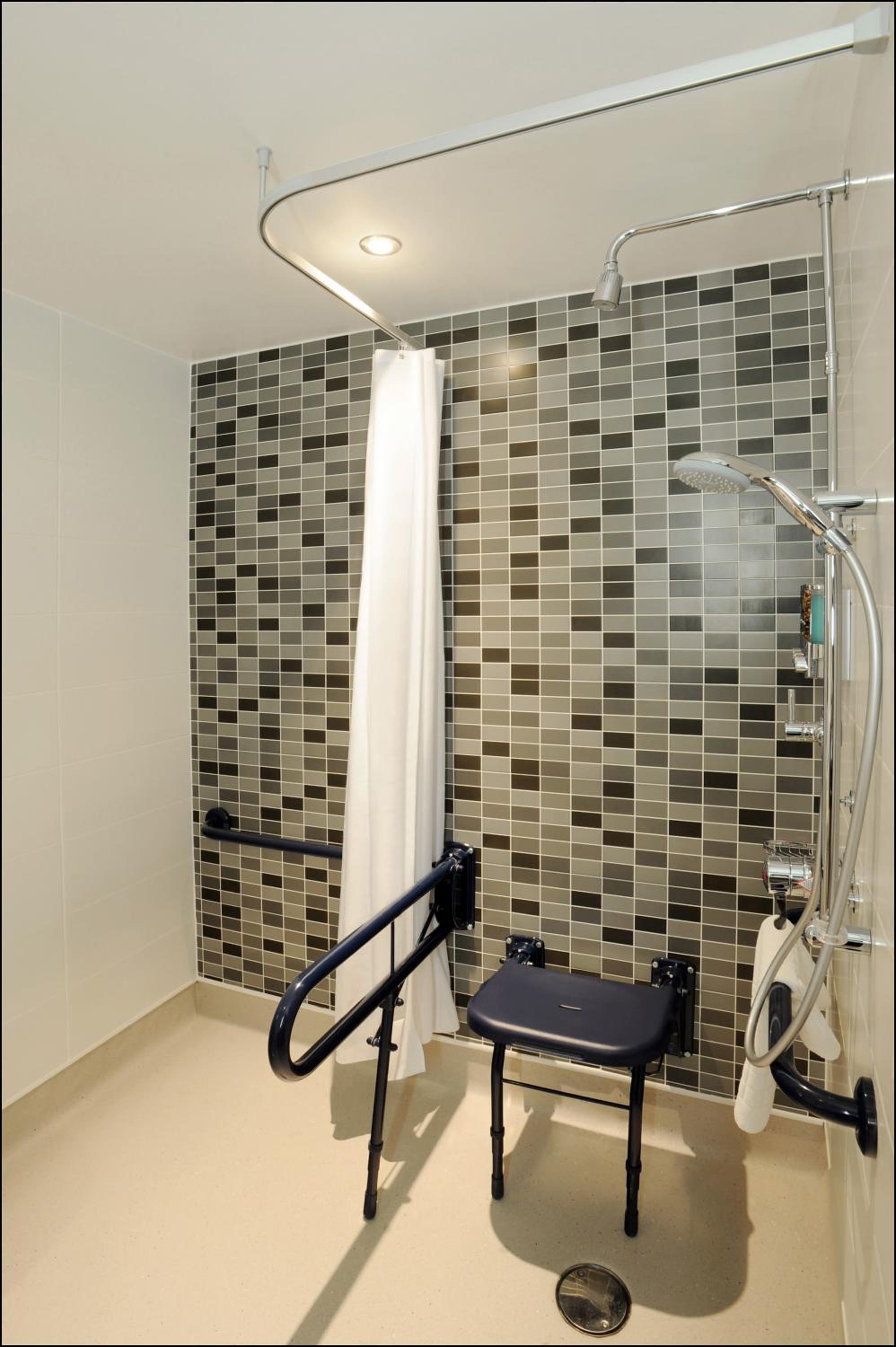 Фото Hampton by Hilton Newcastle