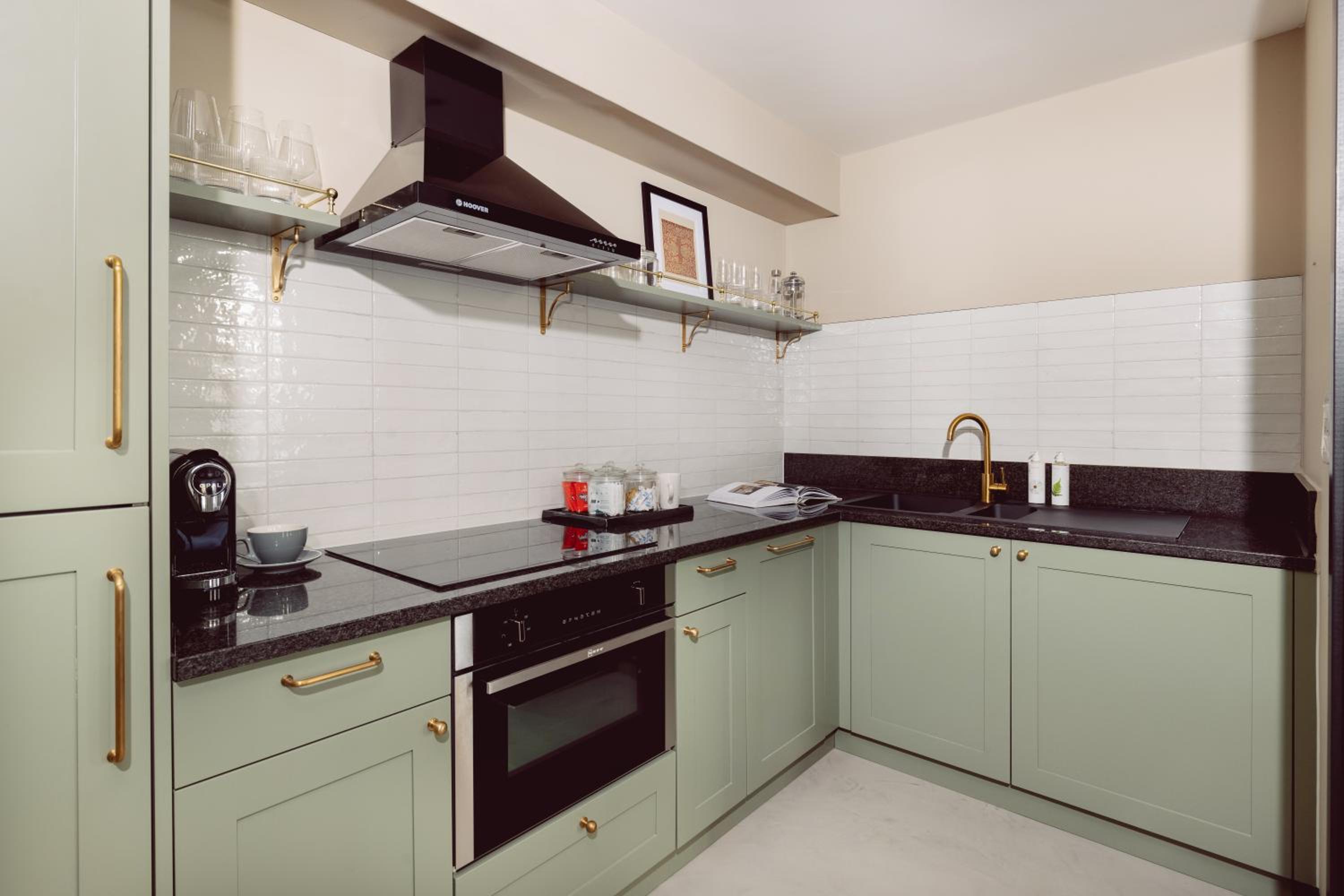 Фото Native Kings Wardrobe