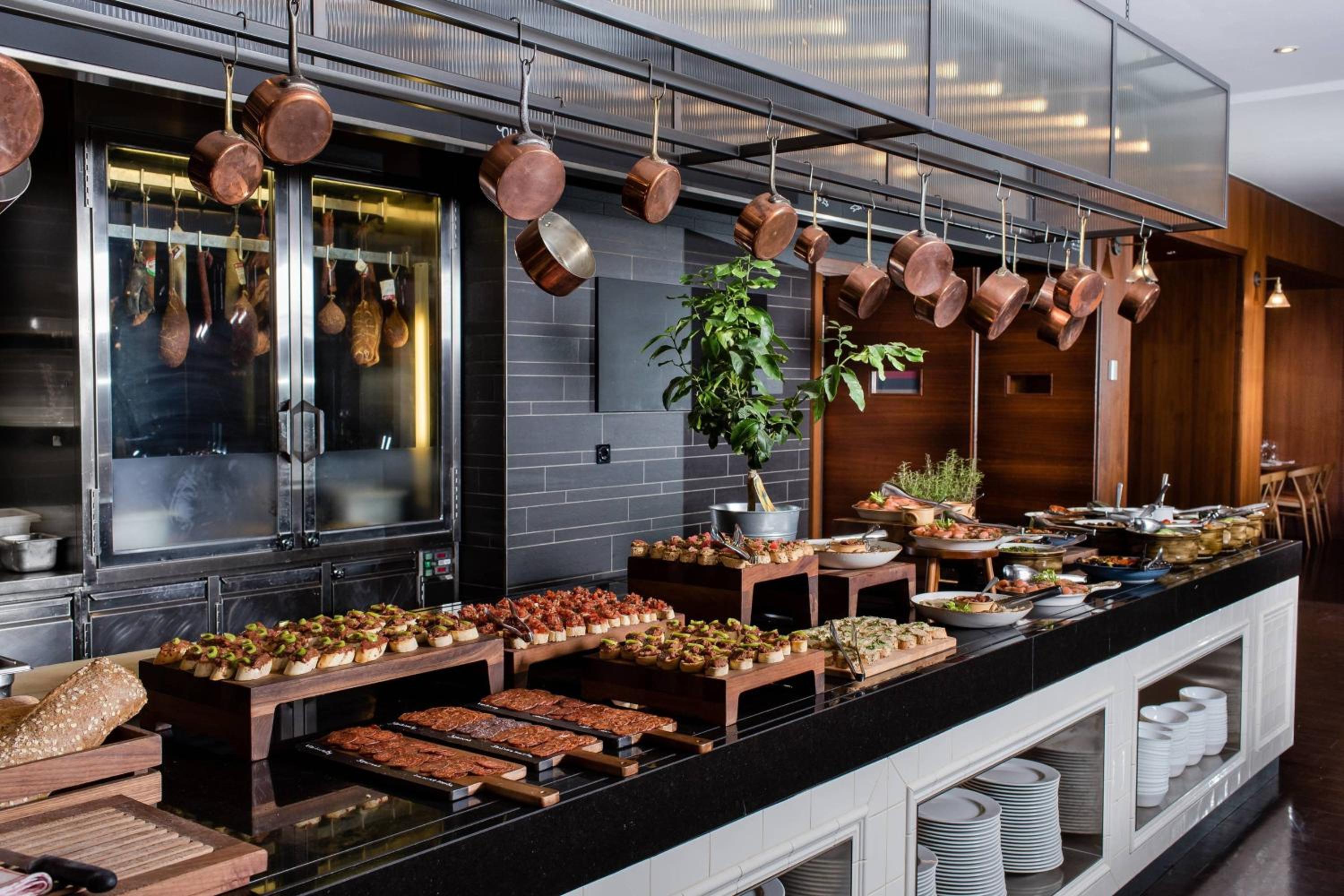 Фото Millennium Court, Budapest - Marriott Executive Apartments