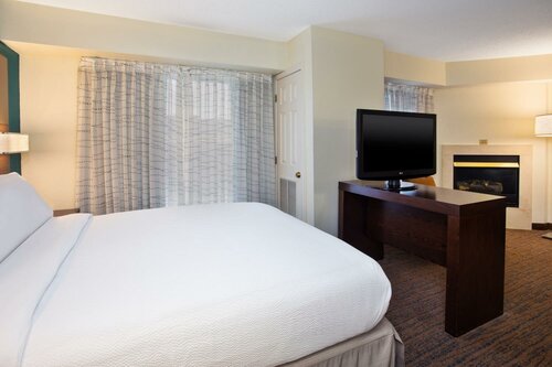 Гостиница Residence Inn by Marriott Grand Rapids West в Гранд-Рапидс