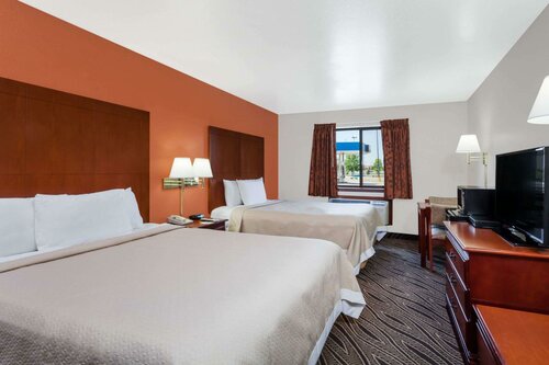 Гостиница Days Inn by Wyndham Dyersburg
