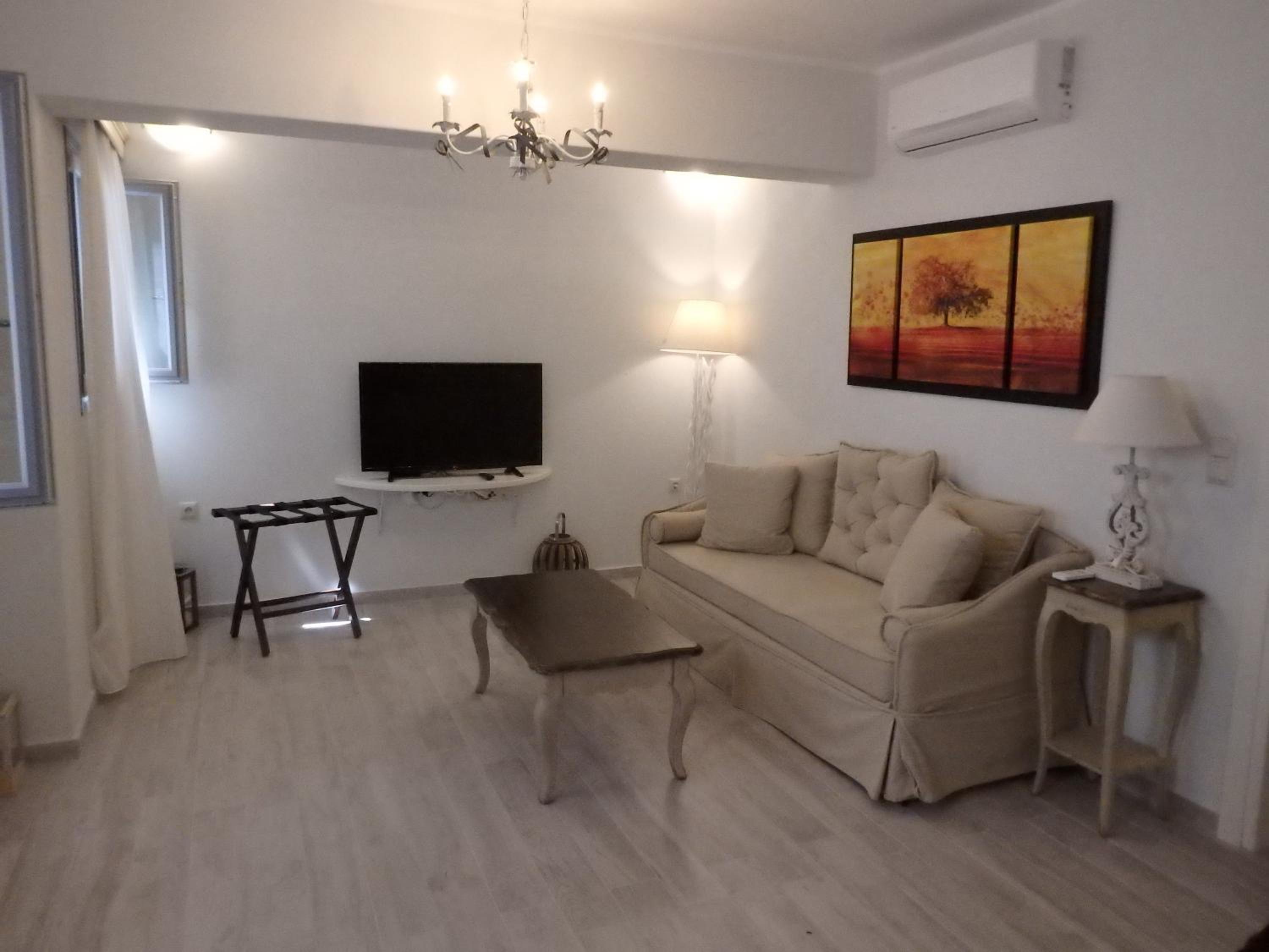 Фото Nikos Verikokos Studios