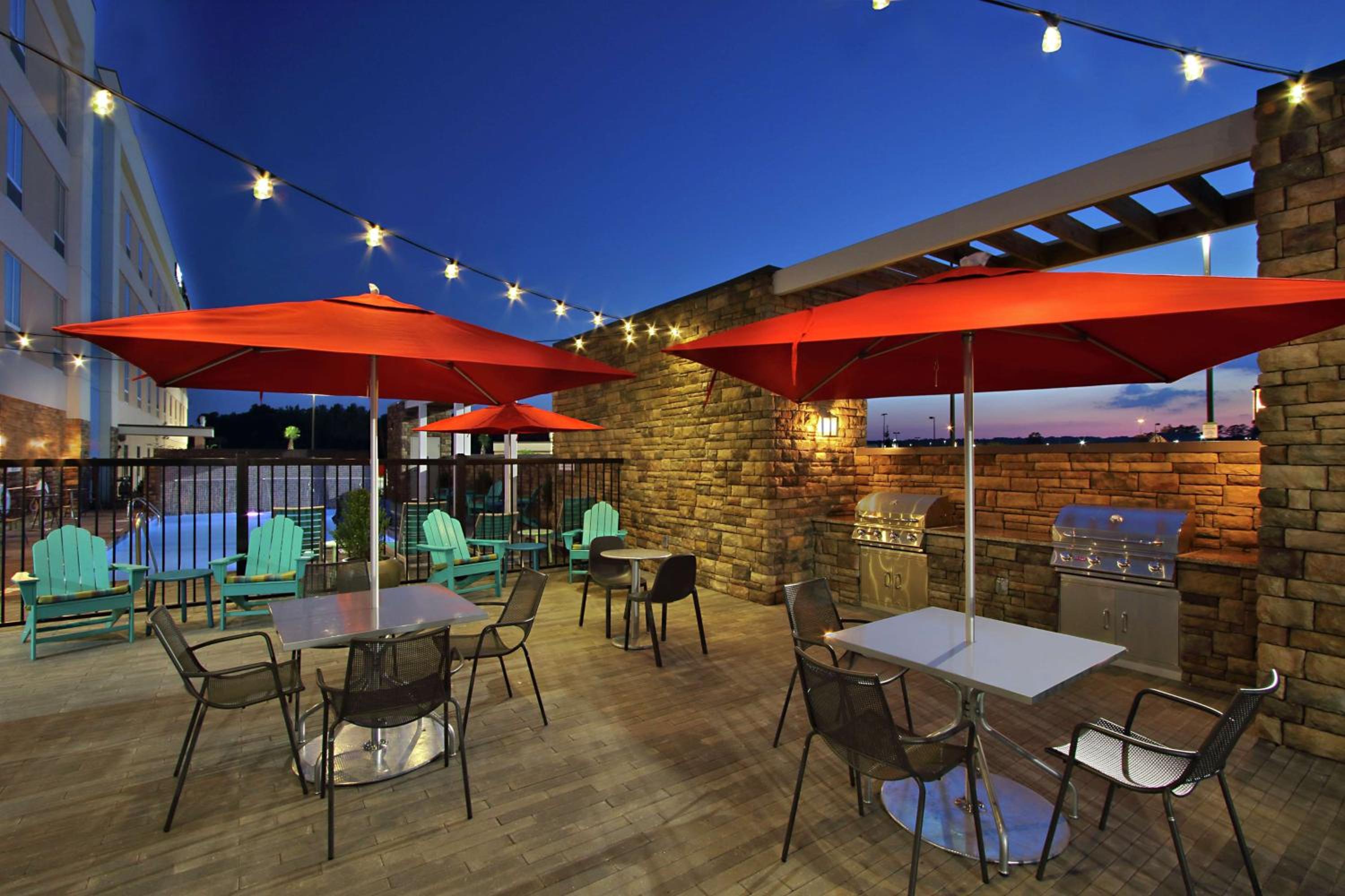 Фото Home2 Suites by Hilton Mobile I-65 Government Boulevard