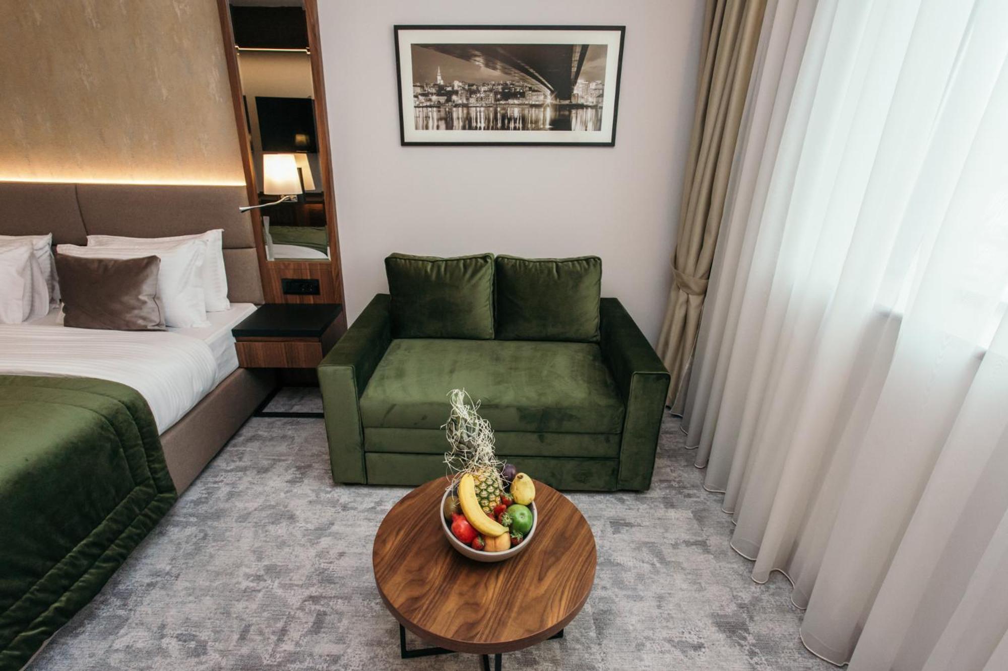 Фото Central Point Hotel