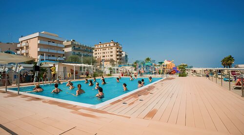 Внешний вид отеля Hotel Baltic в Мизано-Адриатико, фото 2