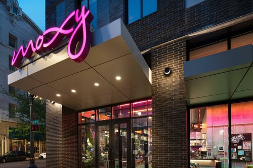 Гостиница Moxy Portland Downtown