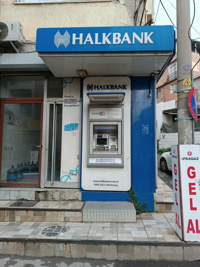 ATM Halkbank, Izmir, photo