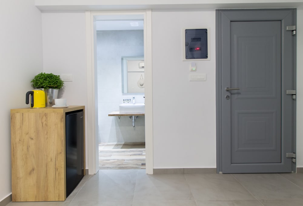 Фото Margaret of Naxos