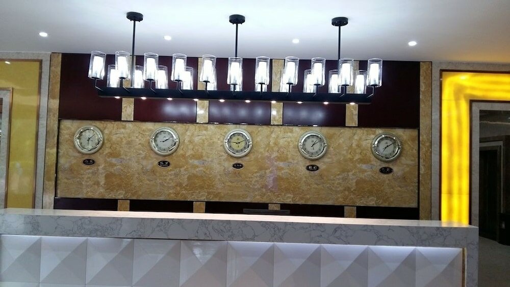 Фото Kololo Courts Hotel & Restaurant