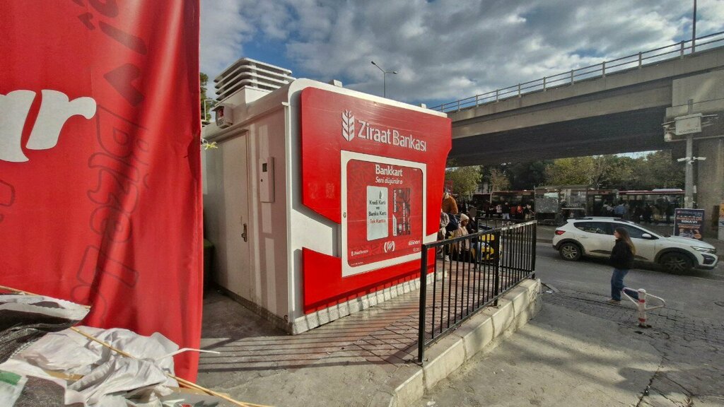ATM Ziraat Bank, Izmir, photo