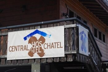 Гостиница Central Hostel Ch& xE2; tel в Шателе