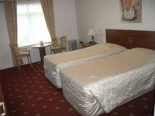 Фото Fox and Goose Inn