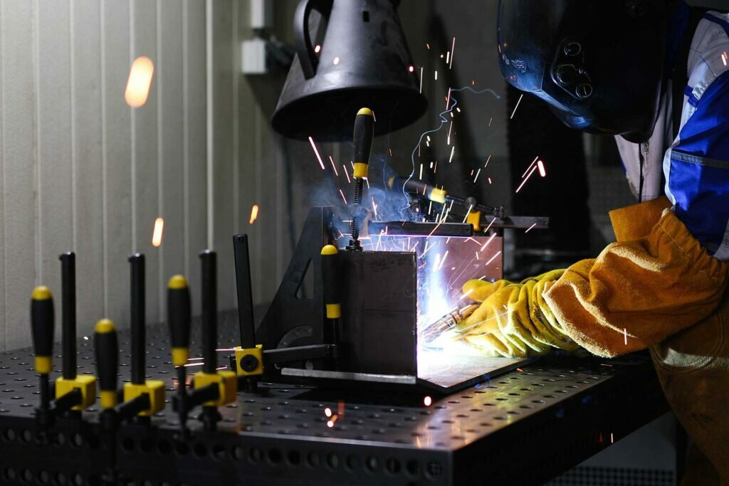 Welding services Middle East Technologies, Sharjah, photo