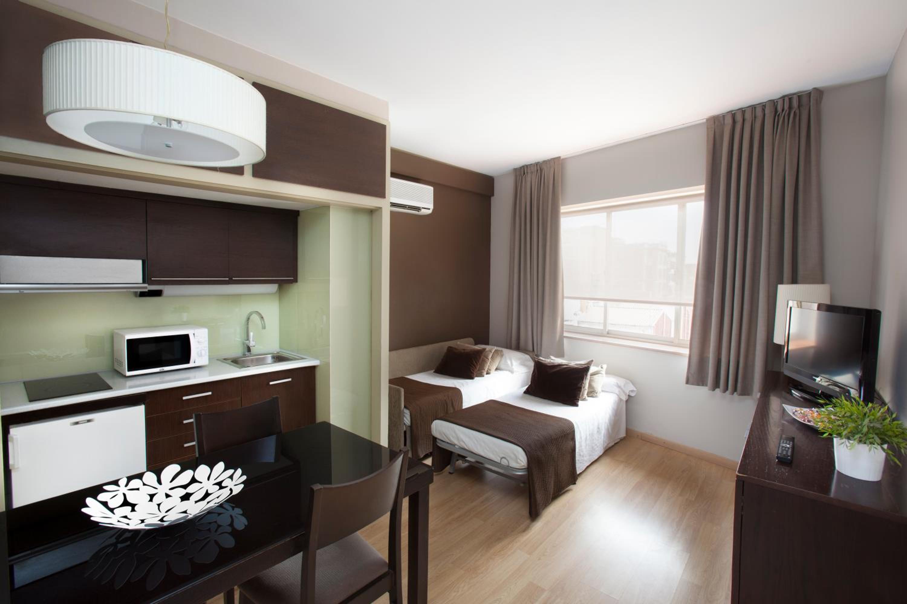 Фото Senator Barcelona Apartments