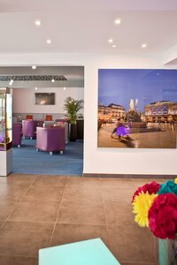 Гостиница Privilège Hôtel & Apparts Eurociel Centre Comédie