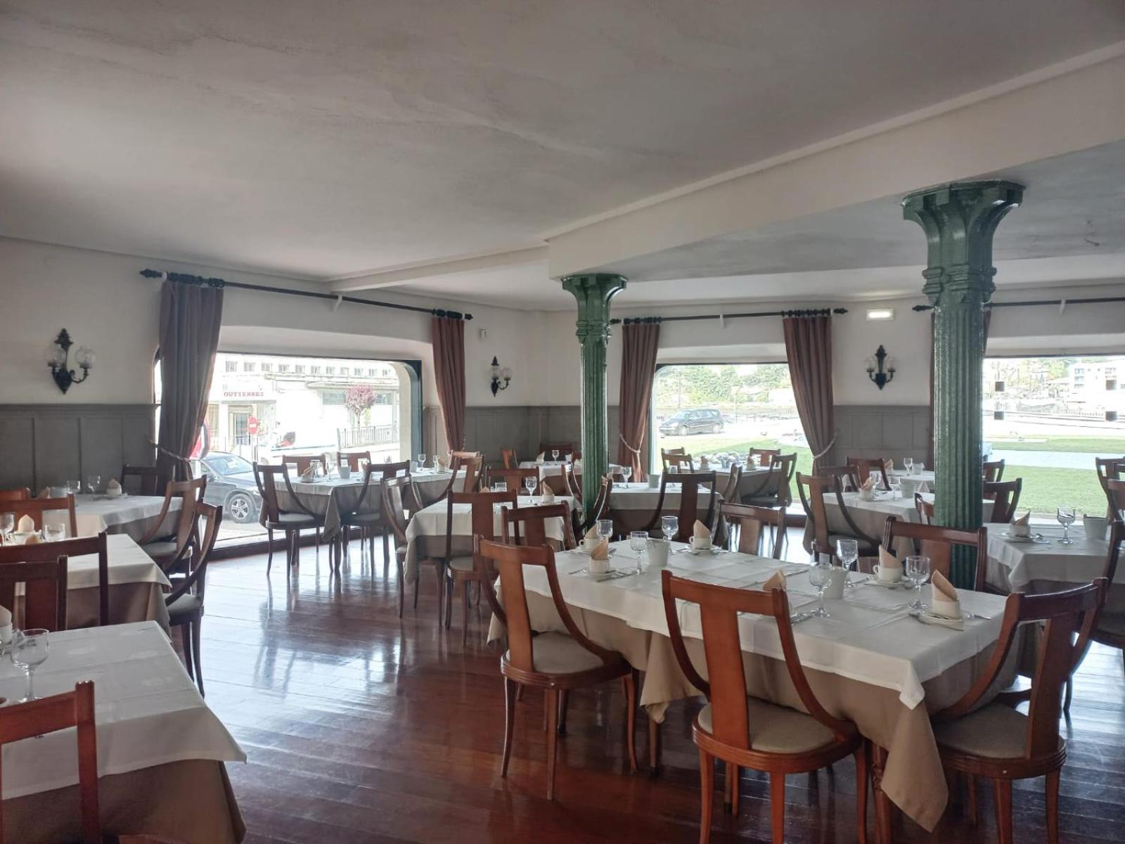 Фото La Marina Ribadesella