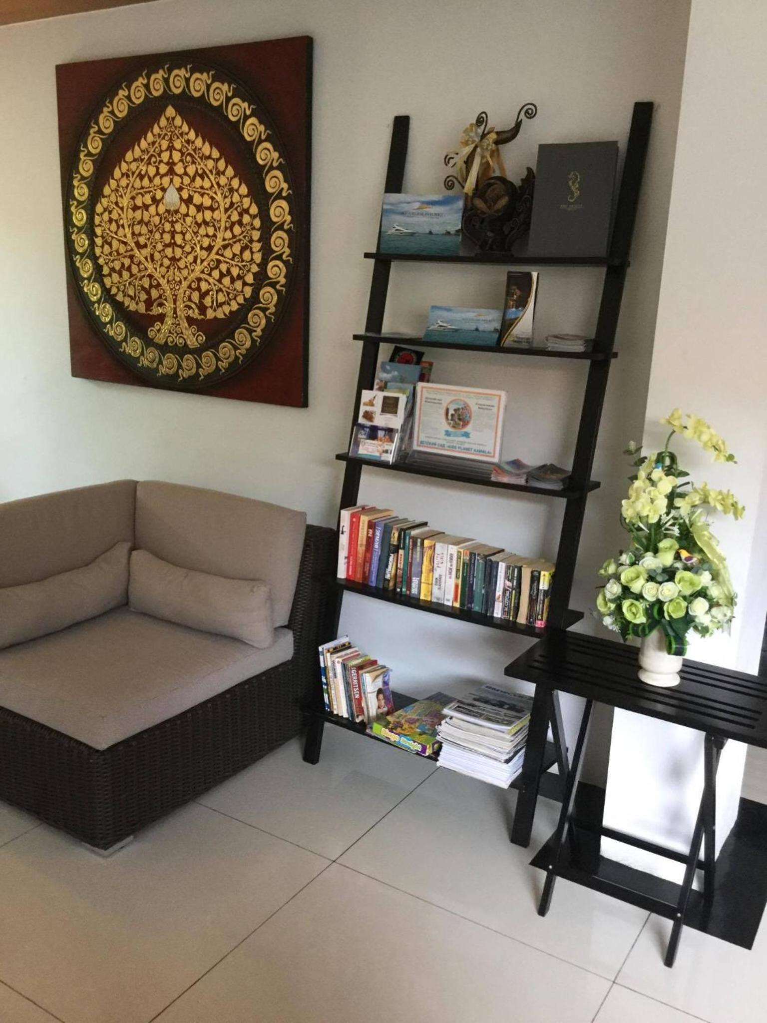 Фото West Key Kamala Apartment