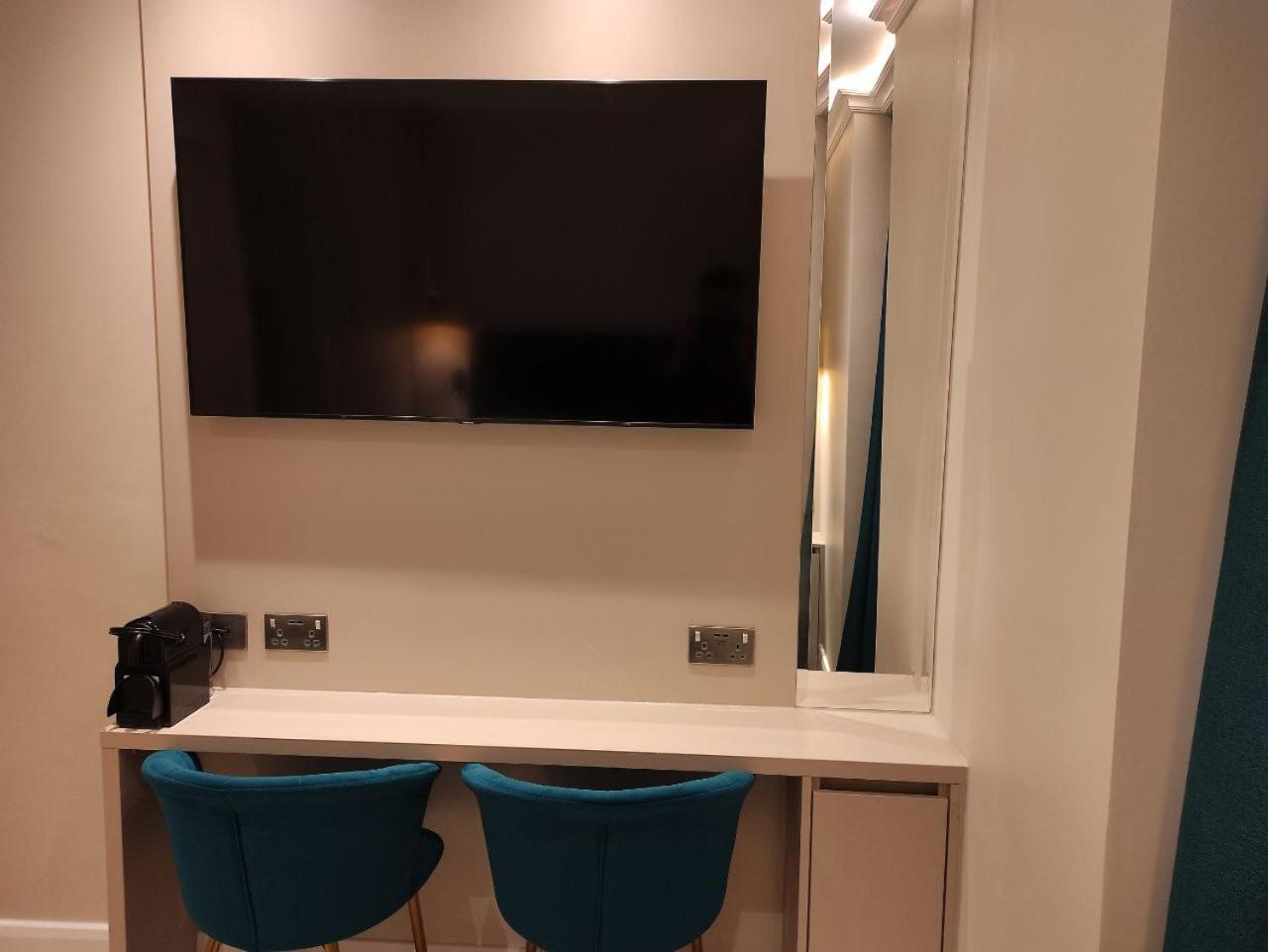 Фото Mstay 88 Studios Kensington