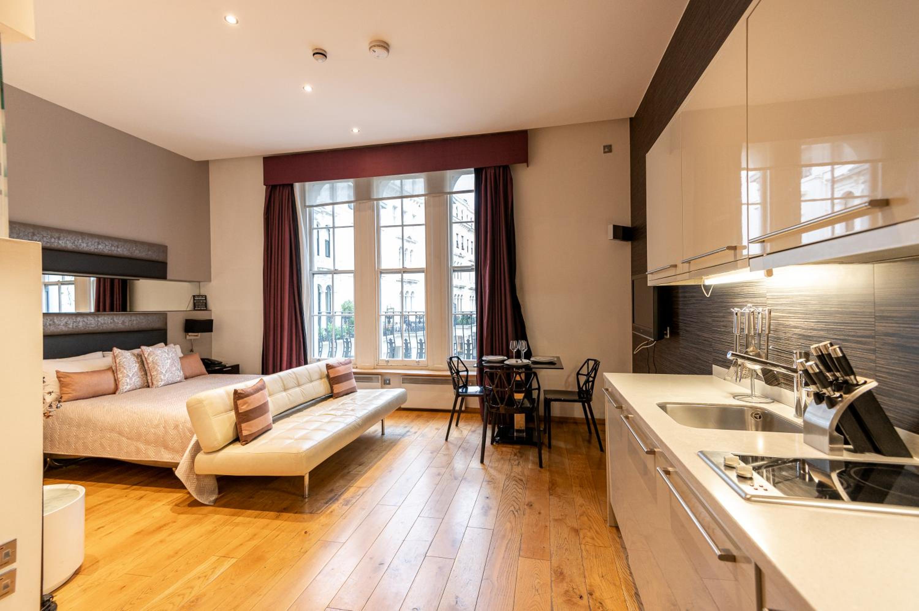 Фото Space Apart Hotel