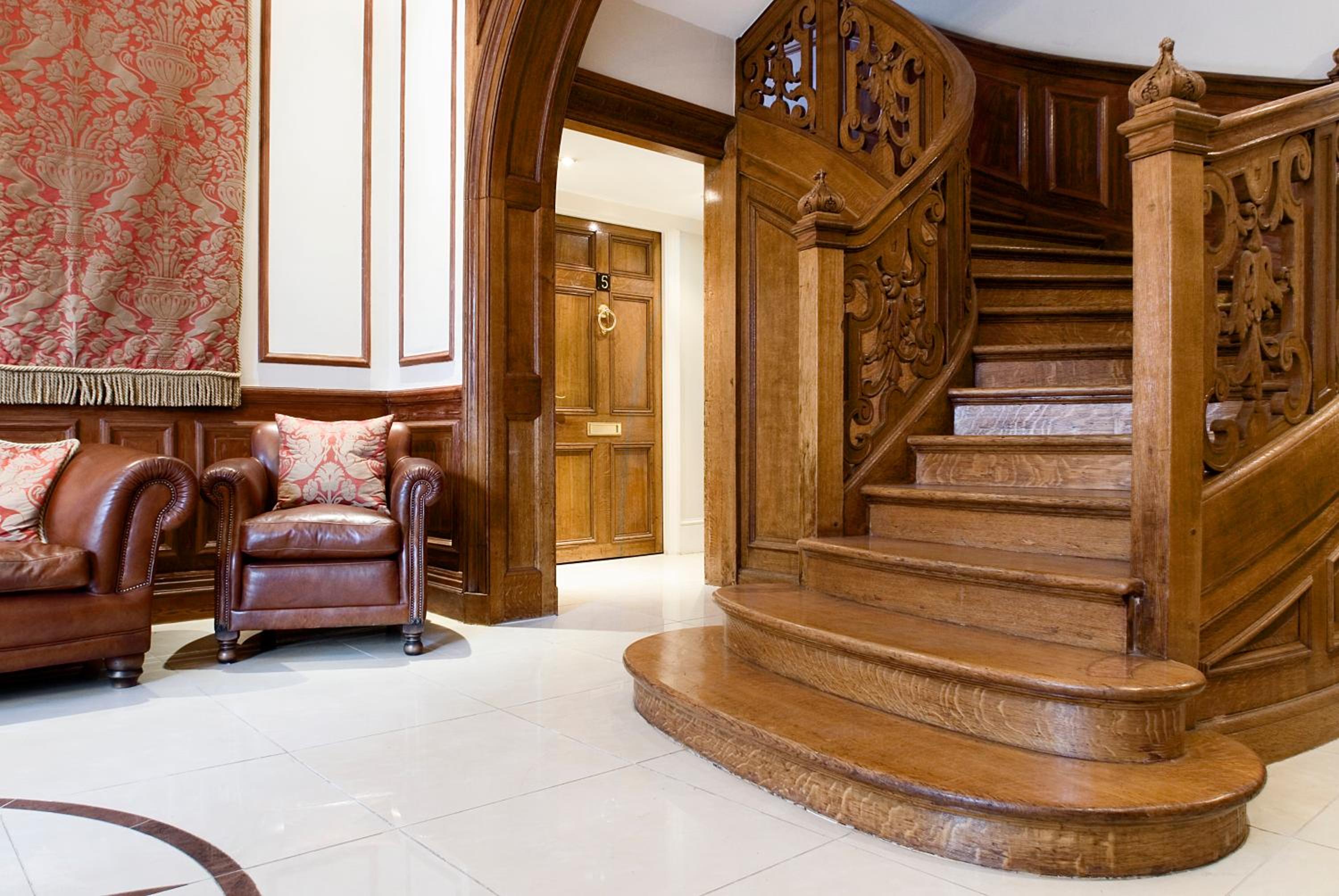 Фото Chesham Court