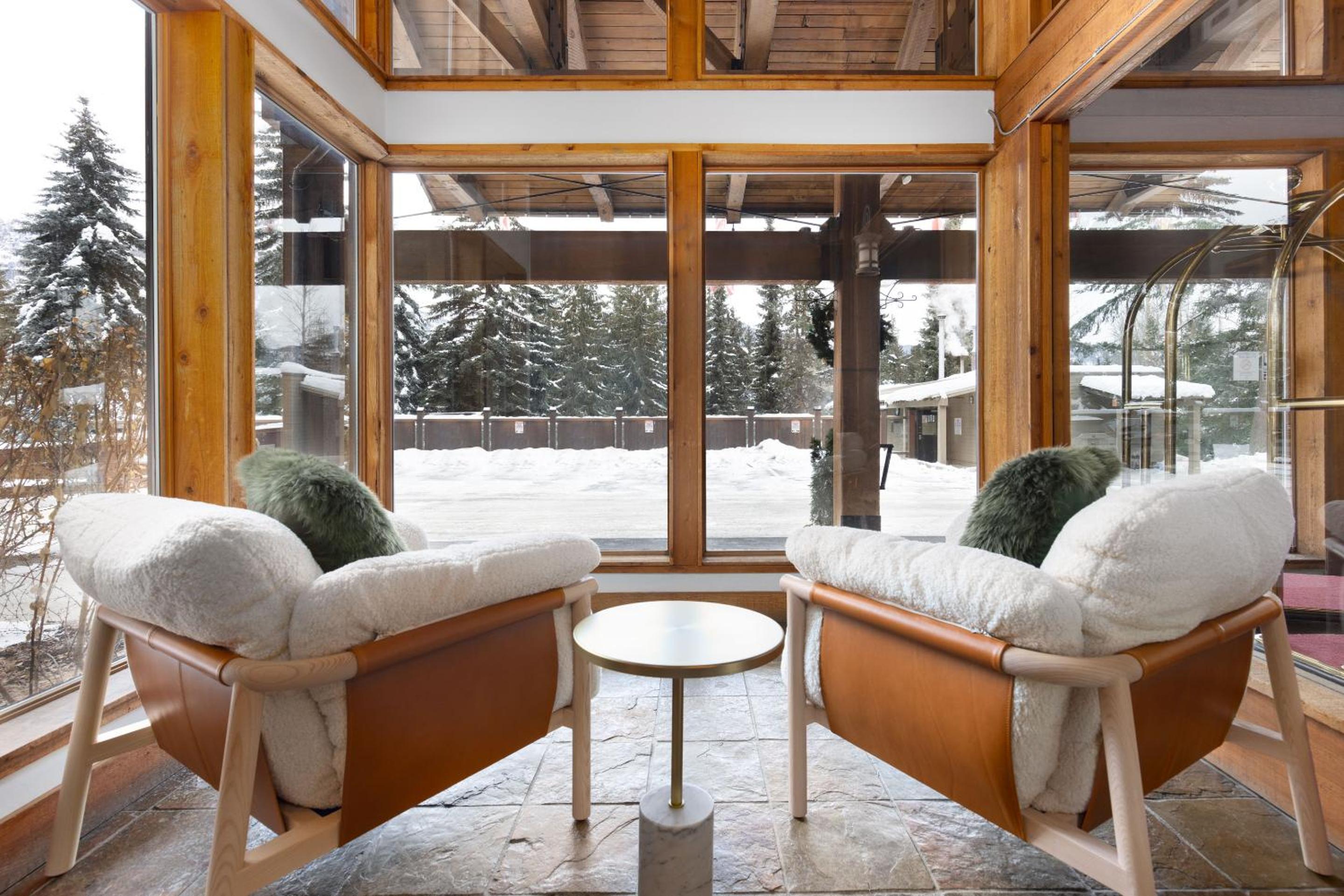 Фото Tantalus Resort Lodge