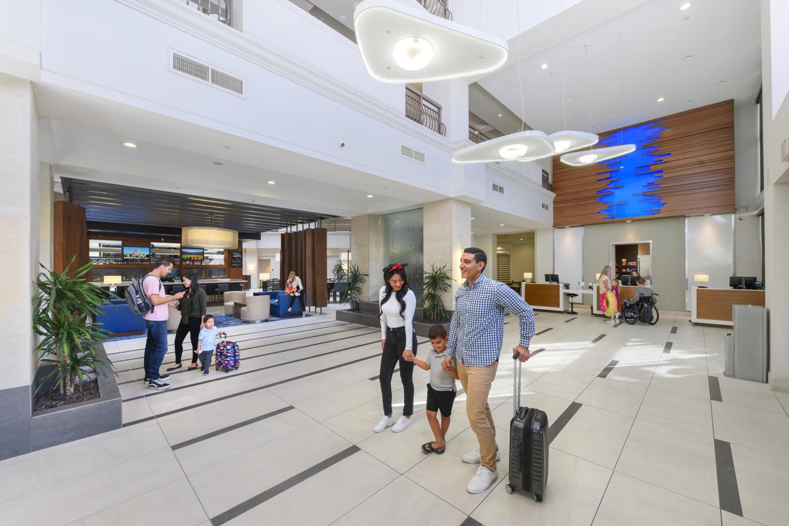 Фото Embassy Suites by Hilton Anaheim Orange