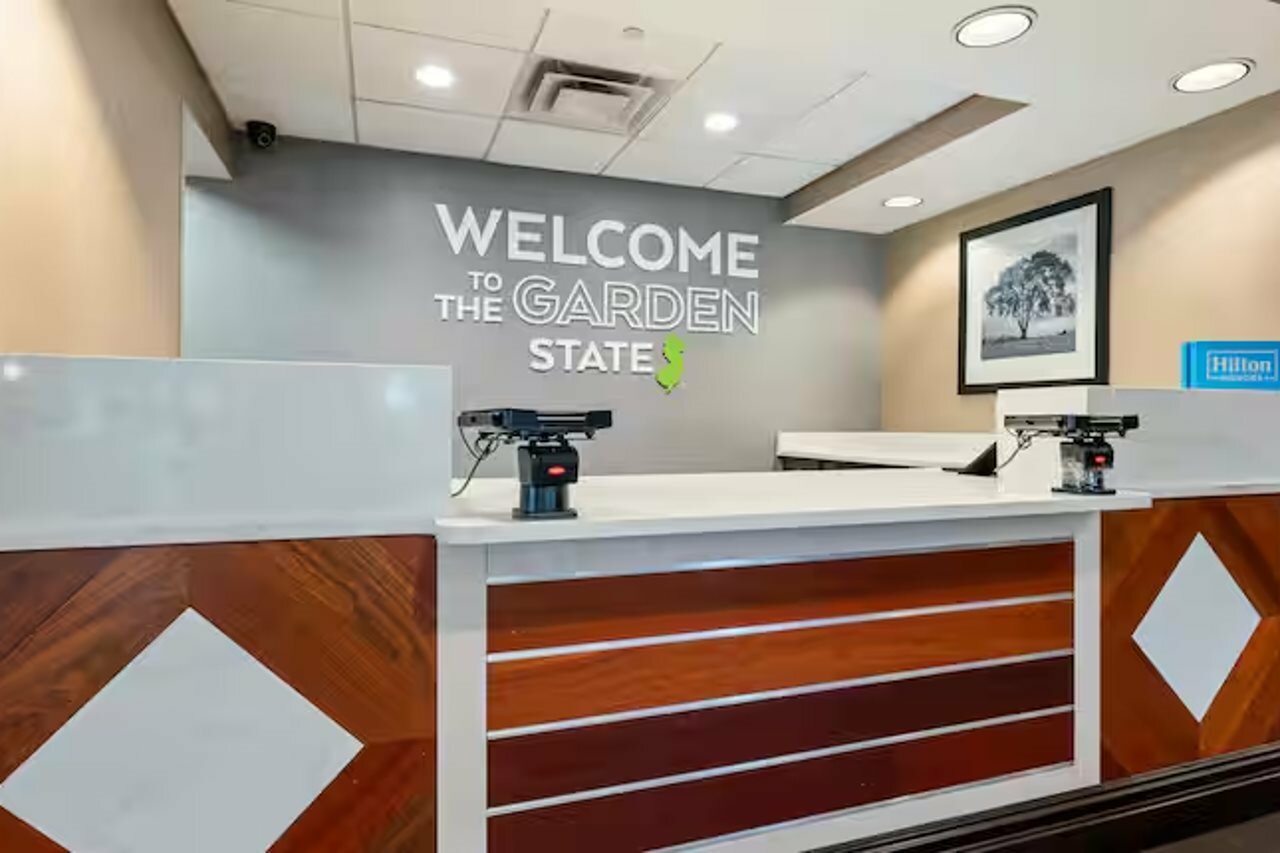 Фото Hampton Inn Ridgefield Park