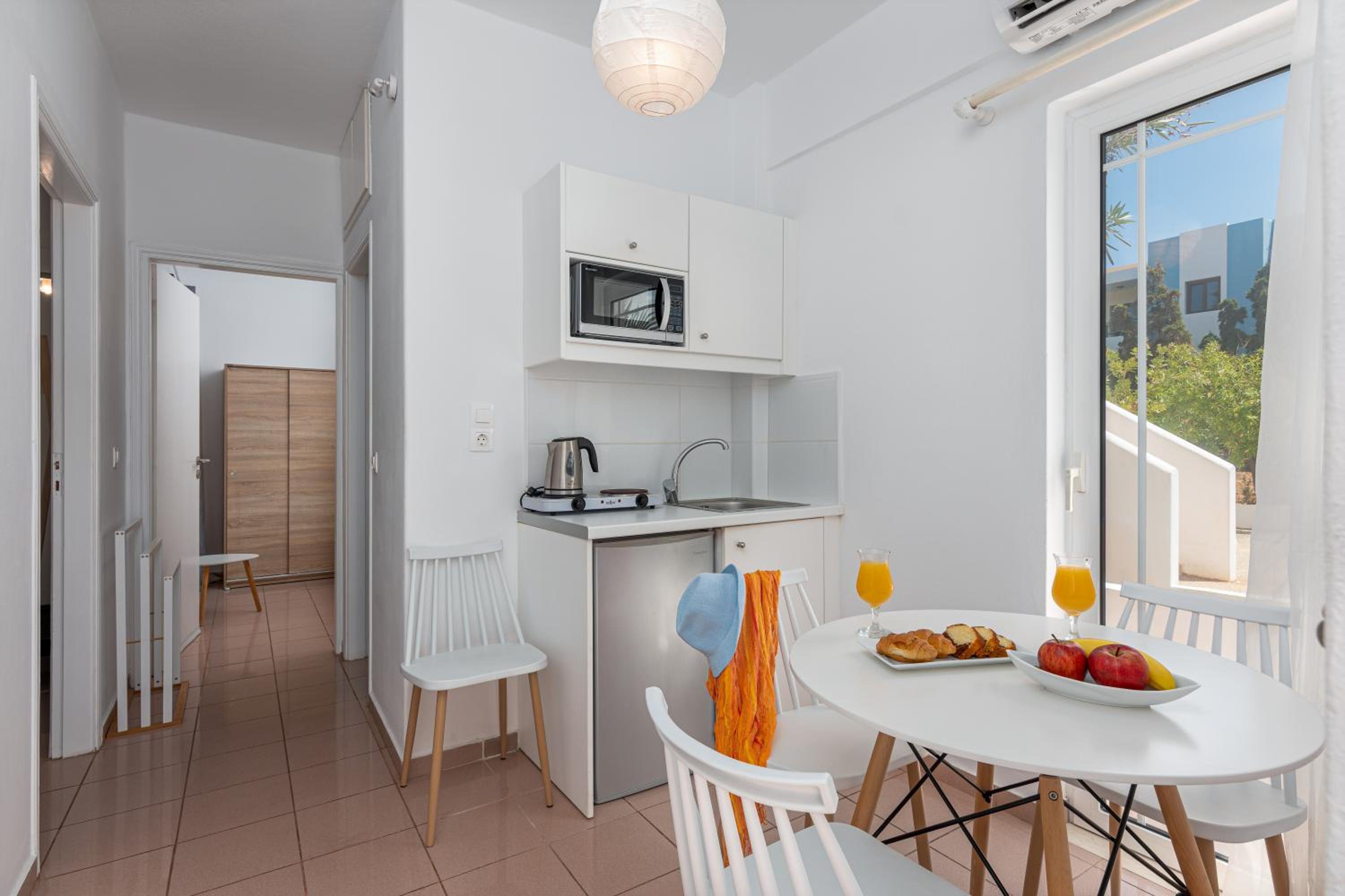 Фото W Suites by Estia