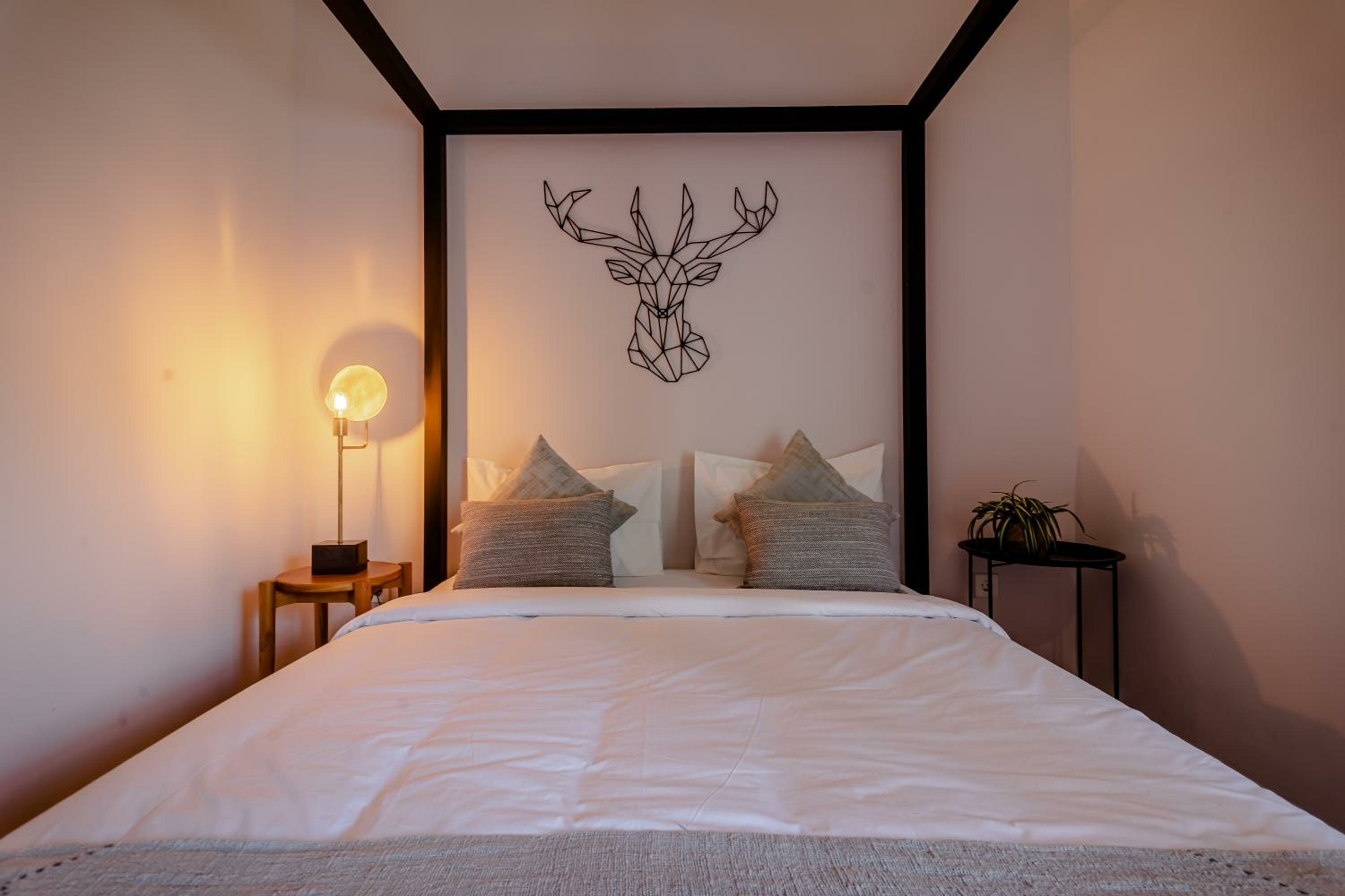 Фото Mile Stone Villa