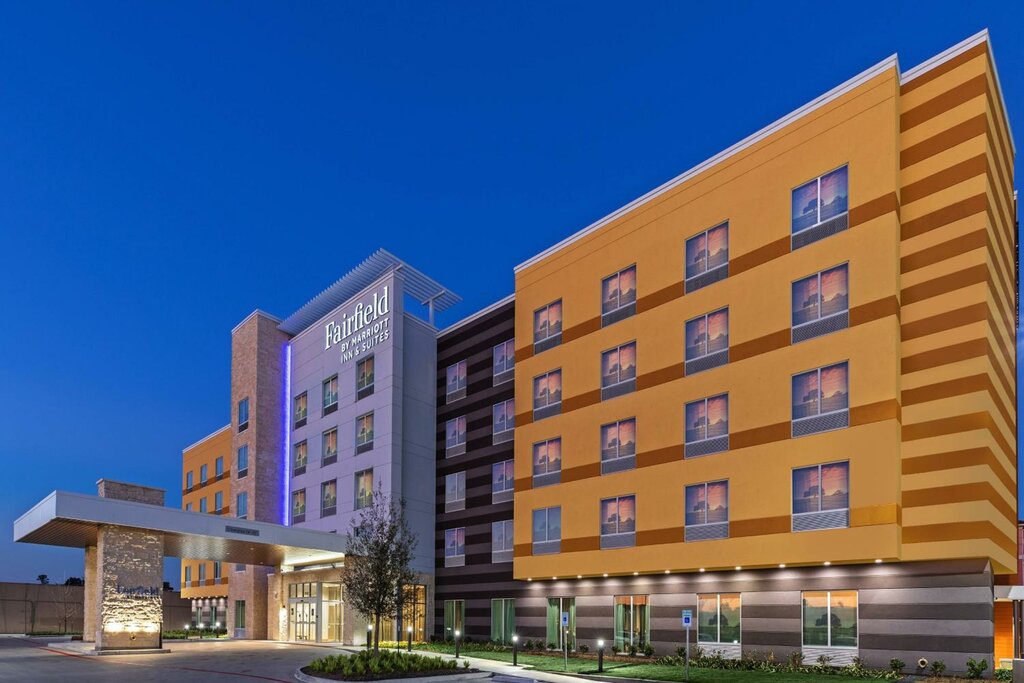 Hotel Fairfield Inn & Suites Houston Memorial City Area, Houston, photo
