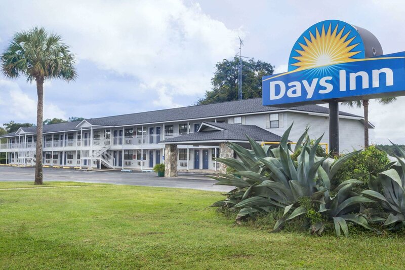 Гостиница Days Inn by Wyndham Madison