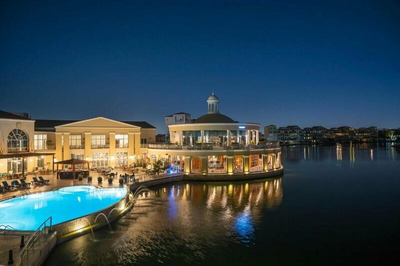 Гостиница Copthorne Lake View в Дубае