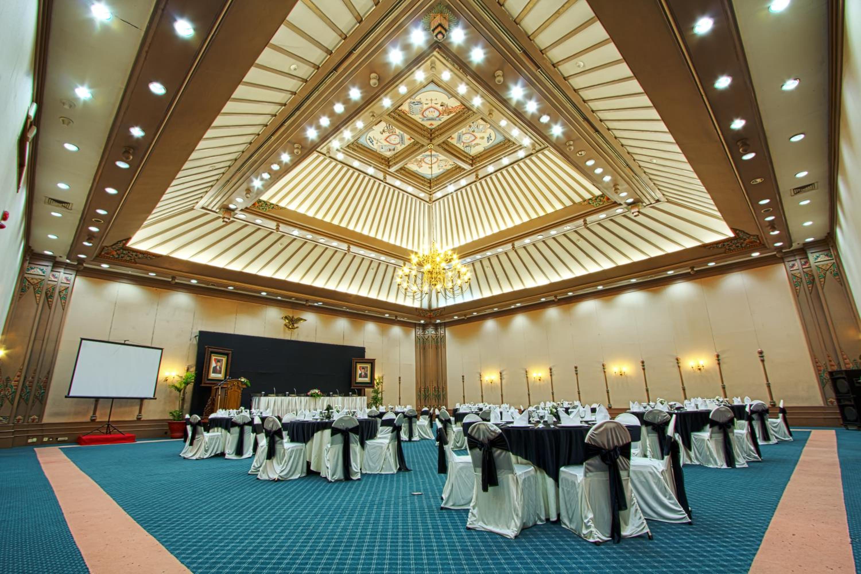 Фото Sahid Jaya Hotel Solo