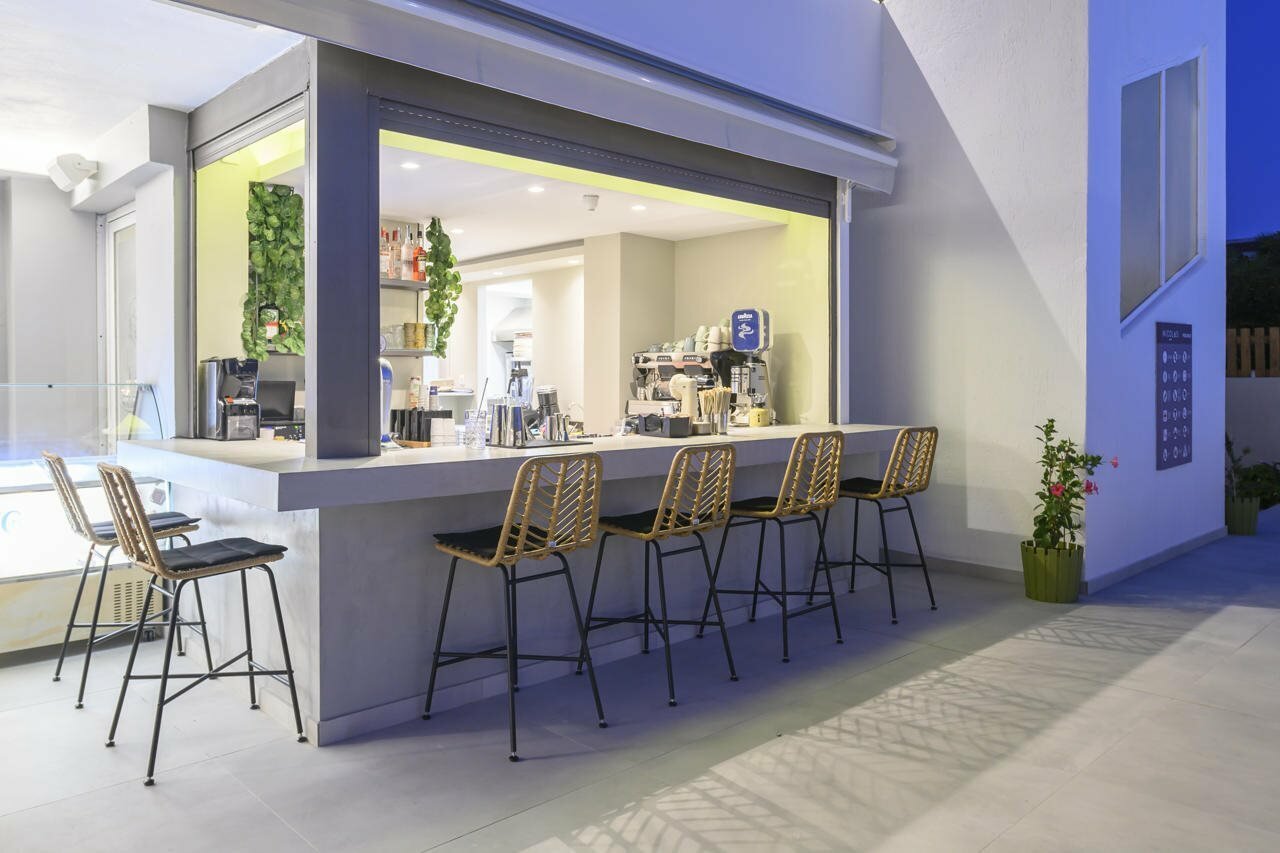 Фото Nicolas Grand Suites - Adults Only