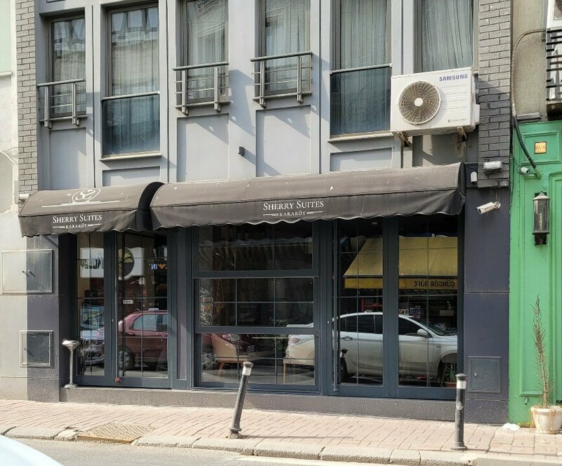 Гостиница Sherry Suites Karaköy в Бейоглу