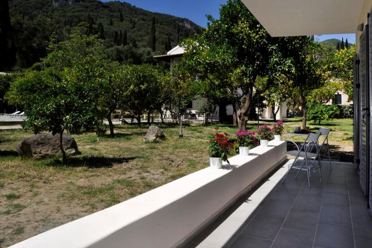 Фото Orange Grove Villas