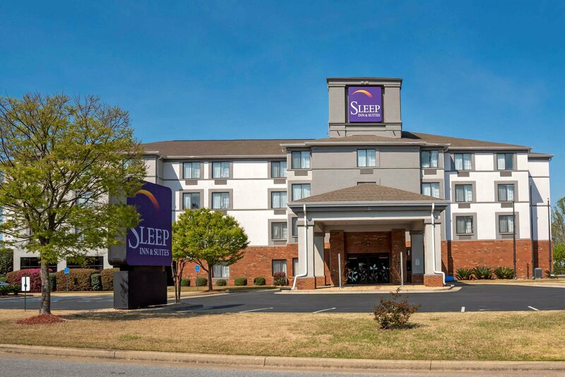 Гостиница Sleep Inn & Suites Auburn Campus Area I-85