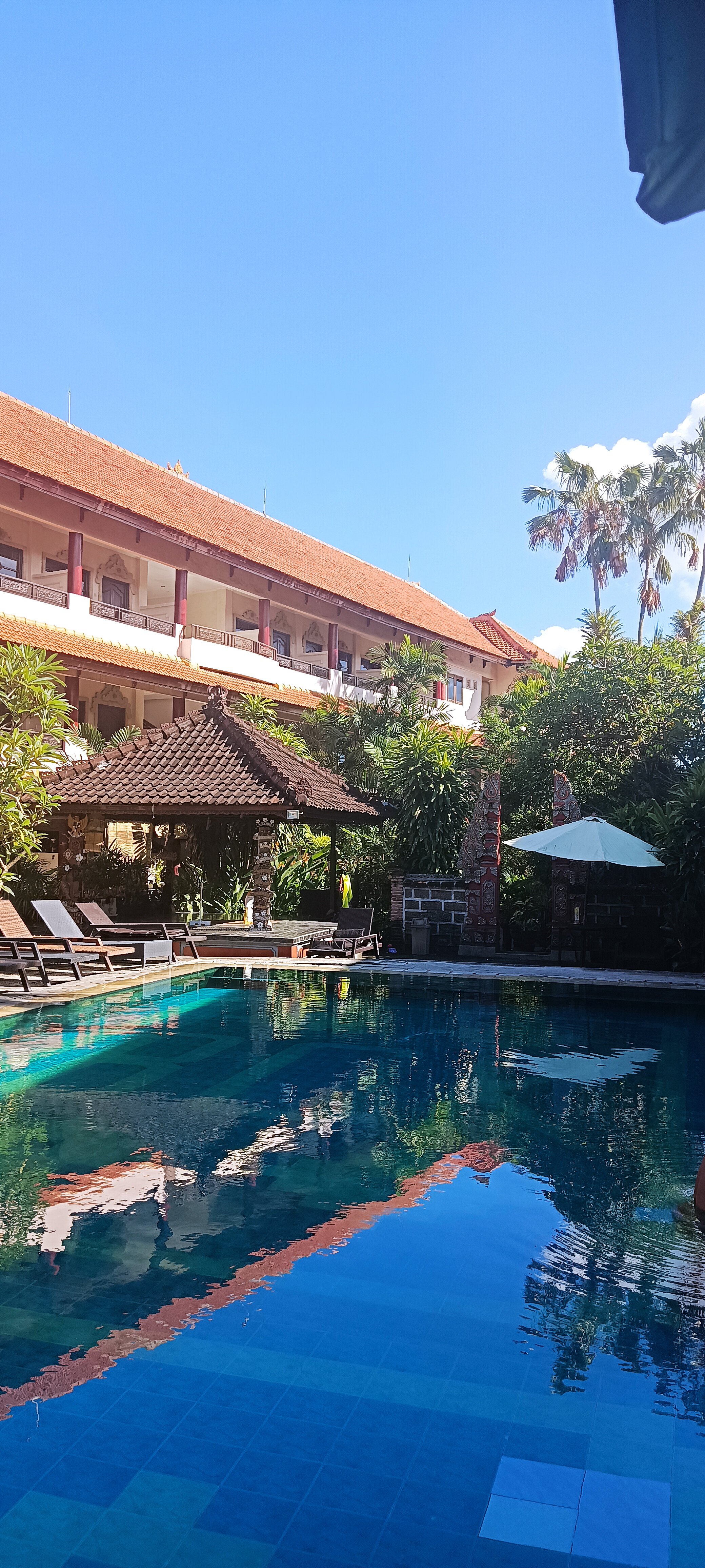 Фото Bakung Sari Hotel